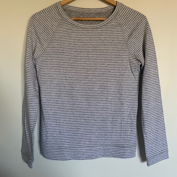 KISMET Reversible Patterned Soft Crewneck - Picture 2 of 3